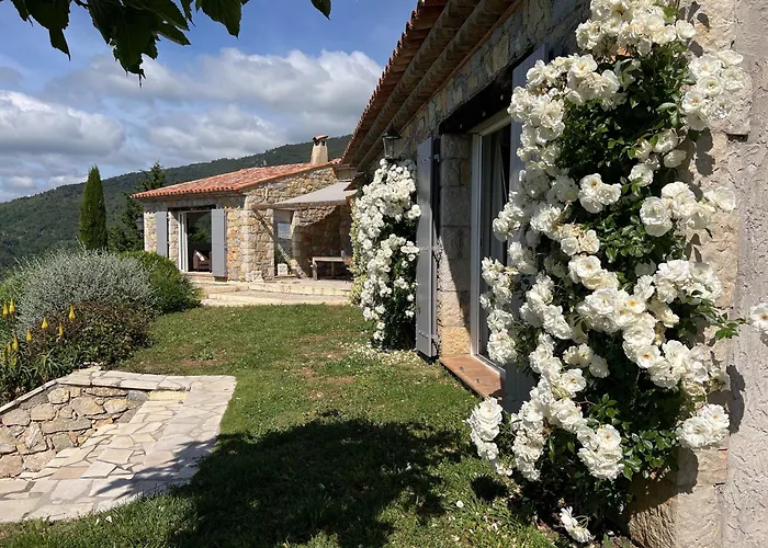 Villa La Genestiere - Familienoase Und Golfertraum Mit Infinity-Pool Und 180-Grad-Panoramablick Bis Zum Meer